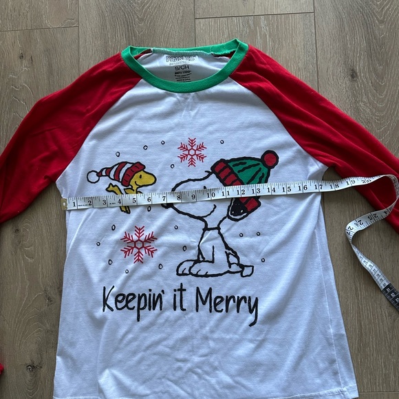 Peanuts Snoopy And Woodstock Keepin' It Merry Christmas, T Shirt - Picture 6 of 6